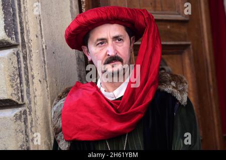 Italia, Sansepolcro (Arezzo), 12 settembre 2021 : Palio di Crossbow (Palio della balestra). Si tratta di un evento storico che si è tenuto continuamente s. Foto Stock