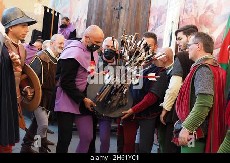 Italia, Sansepolcro (Arezzo), 12 settembre 2021 : Palio di Crossbow (Palio della balestra). Si tratta di un evento storico che si è tenuto continuamente s. Foto Stock