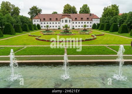 giardino di corte e orangeria al residenz nella città vecchia di kempten, baviera Foto Stock