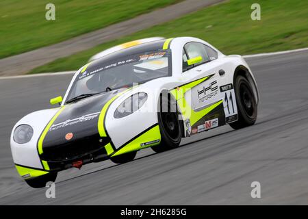 Lando Norris (GBR), attuale pilota di Formula 1 McLaren durante il Campionato Junior Ginetta 2014 Foto Stock