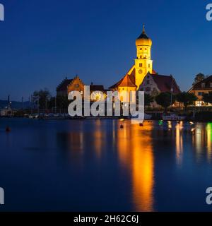 penisola di wasserburg con la chiesa di st. georg, lago di costanza, baviera, germania Foto Stock