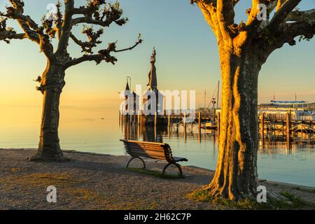 porto con statua imperia di peter lenk, costanza, lago di costanza, baden-württemberg, germania Foto Stock