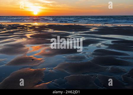 inghilterra, isola di wight, spiaggia di shanklin a bassa marea e alba Foto Stock