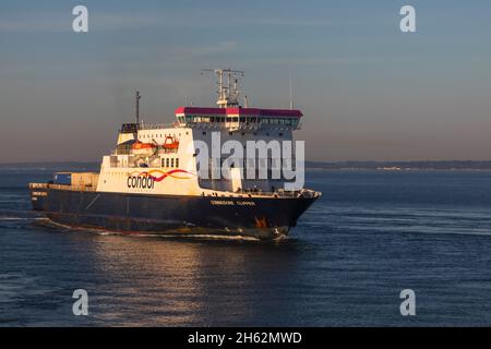 inghilterra,hampshire,portsmouth,the solent,condor lines nave commodore clipper Foto Stock