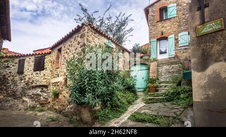 village vicolo in oms. Foto Stock