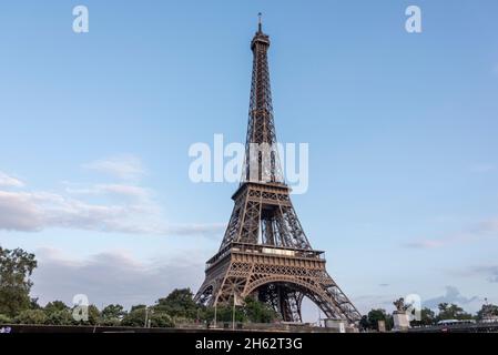 francia,parigi,ãžle-de-france,torre eiffel,ristorante nave sulla senna Foto Stock