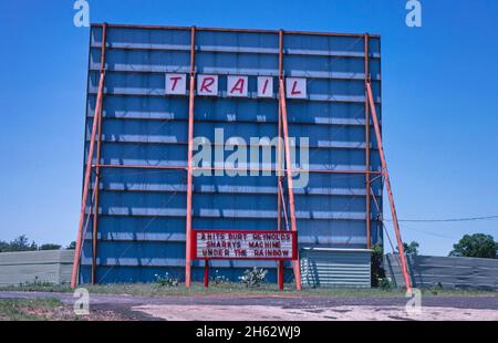 Trail Drive-in, [Atene], Texas; ca. 1982 Foto Stock