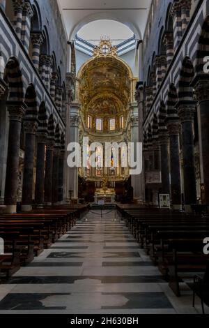 interno della cattedrale di san lorenzo (lorenzo) a genova Foto Stock