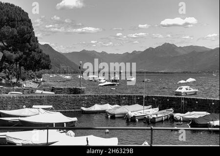 passeggiata lungo locarno sulle rive del lago maggiore locarno,canton ticino,svizzera Foto Stock