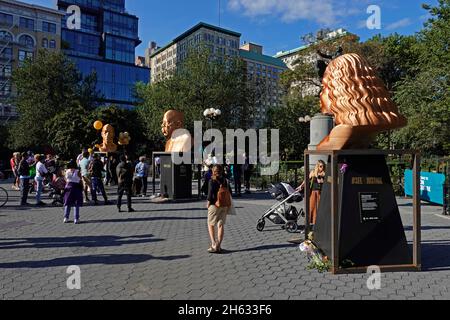 Visto nella mostra di arte pubblica di scultura di giustizia Union Square Park Manhattan New York City Foto Stock