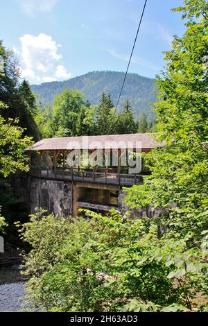 archduke johann klause, diga, sulla brandenberger ache, montagne brandenberger, brandenberg, tirolo, austria, europa, legno, ponte, ponte di legno, umore nuvoloso Foto Stock