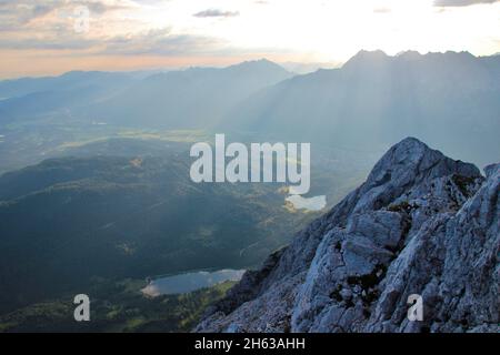 untere wettersteinspitze 2152m germania,baviera,alta baviera,werdenfelser terra,mittenwald,isar valle,ferchensee e lautersee Foto Stock