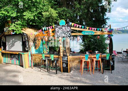 beach bar, 'puerto paraiso', possenhofen, lago starnberg, alta baviera, baviera, germania Foto Stock