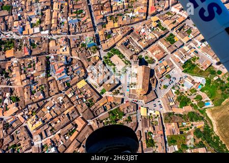 veduta aerea,parrocchiale di sant joan baptista,parròquia vista città muro,mallorca,isole baleari,spagna Foto Stock