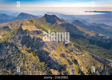vista aerea,montagne tramuntana,escorca,maiorca,isole baleari,spagna Foto Stock