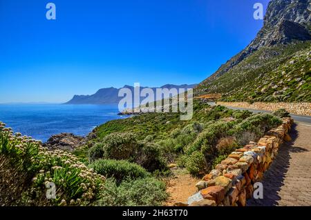 Route 44 Garden Route o Clarence passare attraverso Hottentots holland montagna a Città del Capo Foto Stock