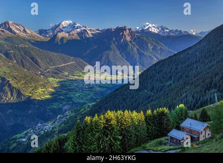 vista della brigata nella valle del rodano, rotentale, con fletschhorn 3986m e dom 4545m, riederalp, alpi del vallese, vallese, svizzera Foto Stock
