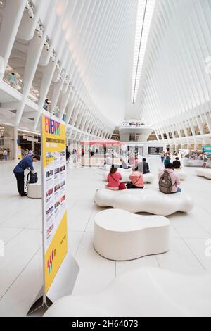 oculus, atrio principale della stazione della metropolitana con centro commerciale, architetto santiago calatrava, manhattan, new york city, usa Foto Stock