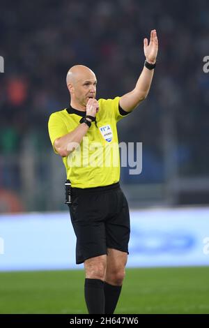 Roma, Italia. 12 novembre 2021. Anthony Taylor (Recheree) durante la partita di qualificazione FIFA "Coppa del mondo Qatar 2022" tra Italia 1-1 Svizzera allo Stadio Olimpico il 12 novembre 2021 a Roma, Italia. Credit: Maurizio Borsari/AFLO/Alamy Live News Credit: AFLO Co. Ltd./Alamy Live News Foto Stock