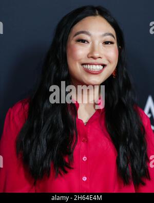 Hollywood, Stati Uniti. 12 novembre 2021. HOLLYWOOD, LOS ANGELES, CALIFORNIA, USA - 12 NOVEMBRE: L'attrice Awkwafina (Nora Lum) arriva al 2021 AFI Fest - prima mondiale di Apple Original Films' 'song wan' tenuto al TCL Chinese Theatre IMAX il 12 novembre 2021 a Hollywood, Los Angeles, California, USA. (Foto di Xavier Collin/Image Press Agency) Credit: Image Press Agency/Alamy Live News Foto Stock