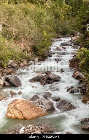 Al fiume Passer a Moos, Val Passiria, Alto Adige Foto Stock