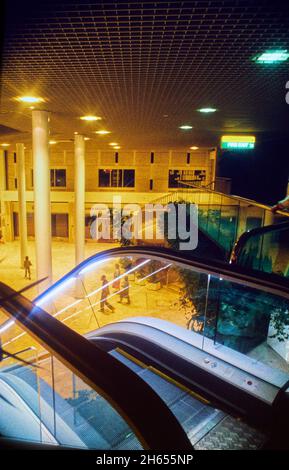 Eastgate International Shopping Centre, giorno di apertura dell'allora più grande complesso commerciale al coperto, Basildon, Essex, Inghilterra - 9 Settembre 1985 Foto Stock