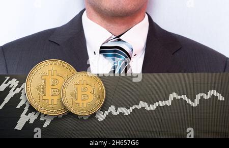 moneta bitcoin simbolica sulla borsa Foto Stock