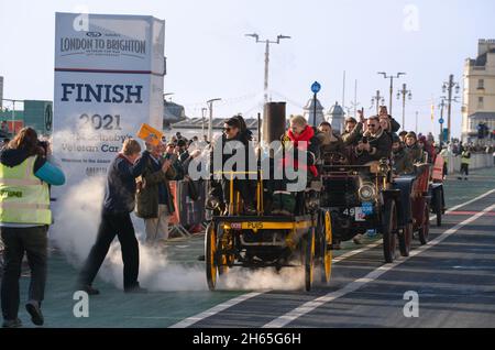 Londra a Brighton Veteran Car Run Foto Stock