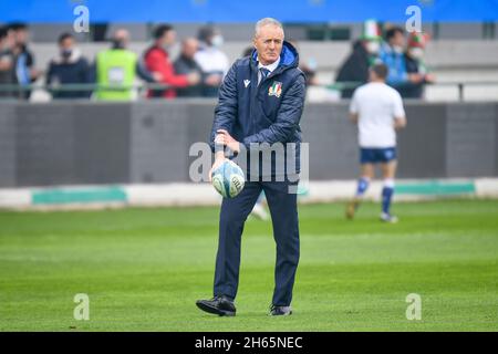 Treviso, Italia. 13 Nov 2021. Kieran Crowley (Head Coach Italy) durante Test Match 2021, Italia vs Argentina, Autumn Nations Cup rugby match a Treviso, Italy, November 13 2021 Credit: Independent Photo Agency/Alamy Live News Foto Stock