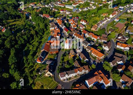 Bad Emstal aus der Luft | Luftbilder von Bad Emstal im Landkreis Fulda | German Village Bad Emstal dall'alto Foto Stock