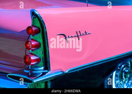 GROSSE POINTE SHORES, MI/USA - 19 SETTEMBRE 2021: Primo piano di una taillight DeSoto Fibreflite del 1957, mostra di auto EyesOn Design, vicino a Detroit, Michigan. Foto Stock