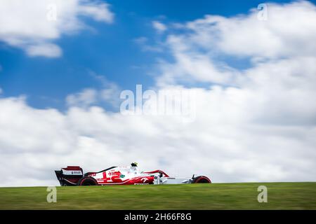 99 GIOVINAZZI Antonio (ita), Alfa Romeo Racing ORLEN C41, in azione durante la Formula 1 Heineken Grande Premio De Sao Paulo 2021, San Paolo Grand Prix, 19° round del FIA Formula uno World Championship 2021 dal 12 al 14 novembre 2021 sul circuito Interlagos, a San Paolo, Brasile - Foto: Antonin Vincent/DPPI/LiveMedia Foto Stock