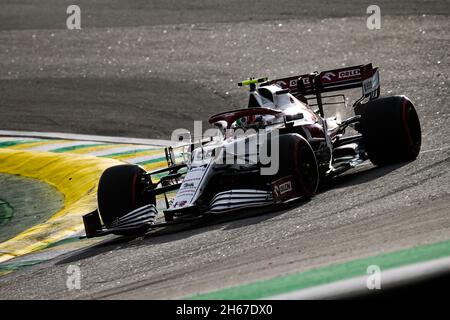 99 GIOVINAZZI Antonio (ita), Alfa Romeo Racing ORLEN C41, in azione durante la Formula 1 Heineken Grande Premio De Sao Paulo 2021, San Paolo Grand Prix, 19° round del FIA Formula uno World Championship 2021 dal 12 al 14 novembre 2021 sul circuito Interlagos, a San Paolo, Brasile - Foto: Florent Gooden/DPPI/LiveMedia Foto Stock