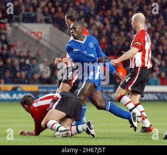 southampton contro chelsea. 22-11-03 JIMMY FLOYD HASSELBANK SPARA mike Walker, 2003 Foto Stock