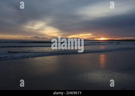 Luce del mattino sulla spiaggia di Fraserburgh Foto Stock