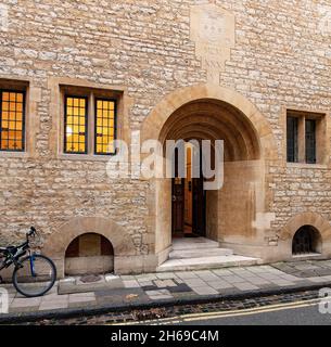 Facciata di Campion Hall, Brewer St, Oxford, una delle sale private permanenti dell'Università di Oxford, gestita da Gesuits e chiamata con il nome di St Edmund Campion Foto Stock