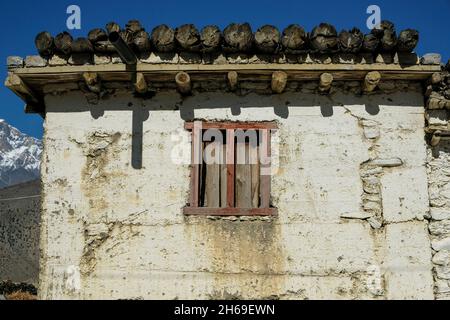 Thini villaggio in Mustang inferiore, Nepal Foto Stock