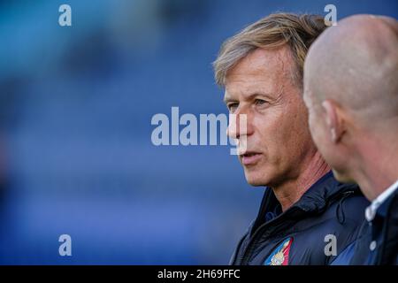 Doetinchem, Paesi Bassi. 14 novembre 2021. DOETINCHEM, PAESI BASSI - NOVEMBRE 14: Headcoach Andries Jonker di SC Telstar durante la partita olandese Keukenkampioendivisie tra De Graafschap e Telstar a De Vijverberg il 14 Novembre 2021 a Doetinchem, Paesi Bassi (Foto di Rene Nijhuis/Orange Pictures) Credit: Orange Pics BV/Alamy Live News Foto Stock