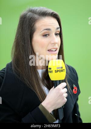 Emily Scarratt in Inghilterra durante la partita Women's International a Twickenham Stoop, Londra. Data foto: Domenica 14 novembre 2021. Foto Stock