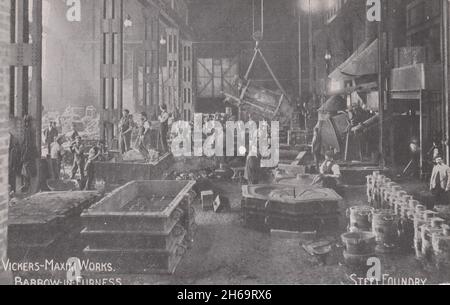 Vickers-Maxim Works, Barrow in Furness: Vista fotografica degli uomini al lavoro nella fonderia d'acciaio, inizio del XX secolo Foto Stock