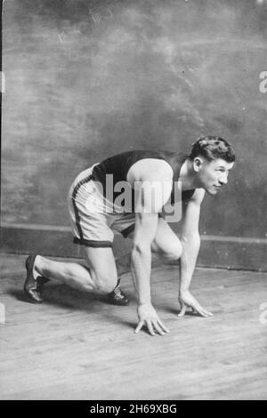 Jim Thorpe - vincitore della medaglia d'oro olimpica dei nativi americani - c1910 Foto Stock