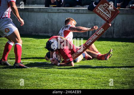 Didascalia: Madrid, Spagna. 14 novembre 2021. Campionato Europa di Rugby 2021 - Spagna vs Russia. Il Rugby Europe Championship 2021 fa parte del processo di qualificazione per la Coppa del mondo di Rugby 2023 in Francia. Estadio Central UCM, Madrid, Spagna. Credit: EnriquePSans/Alamy Live News Foto Stock