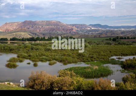 Montagne colorate, Nallihan Bird Paradise view.Ankara provincia Foto Stock