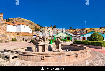 Vista della città di Juli in Perù Foto Stock