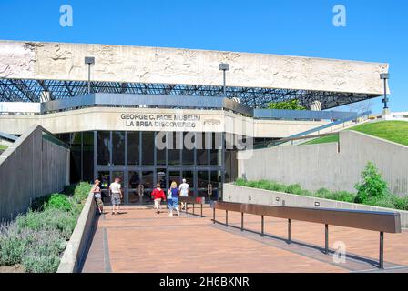 George C.Page Museo, La Brea Tar Pits, Wilshire Boulevard, Los Angeles, California, Stati Uniti d'America Foto Stock