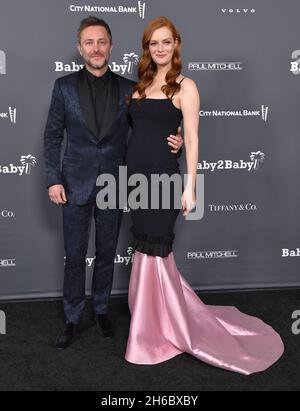 13 novembre 2021, West Hollywood, California, USA: Chris Hardwick e Lydia Hearst arrivano per il Baby2Baby 10 Year Gala al Pacific Design Center. (Credit Image: © Lisa o'Connor/ZUMA Press Wire) Foto Stock