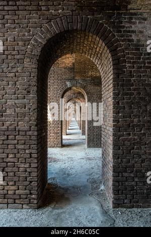 Corridoi infiniti di Fort Jefferson su Dry Tortugas Island, Florida, USA Foto Stock