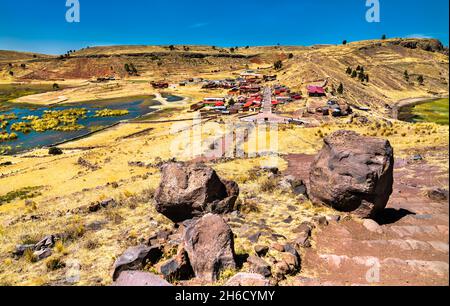 Sillustani, un cimitero pre-inca vicino a Puno in Perù Foto Stock