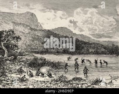 Indiani nativi che pescano nel fiume. Bolivia, Sud America. Illustrazione del vecchio 19 ° secolo inciso, spedizione al Delta del Pilcomayo da emile Arthur Thouar esploratore francese da le Tour du Monde 1889 Foto Stock