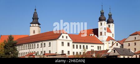 Vista dalla città di Telc o Teltsch con case rinascimentali e barocche colorate, città UNESCO nella Repubblica Ceca, Moravia Foto Stock